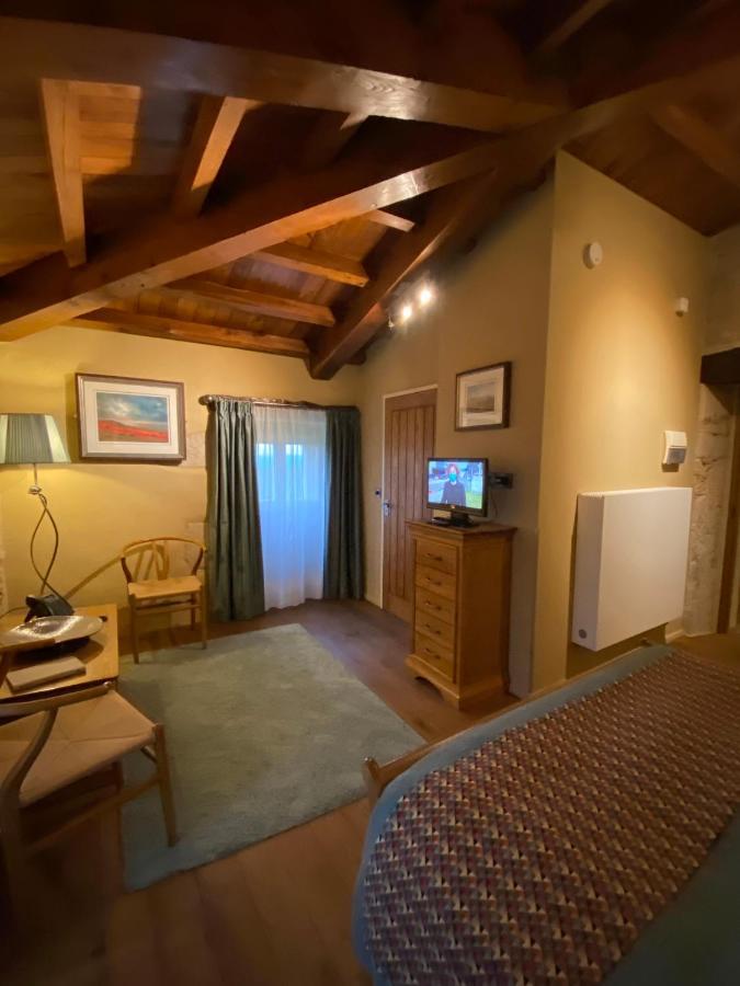 Casa Camino Turismo Rural ปาลัสเดเรย์ ภายนอก รูปภาพ